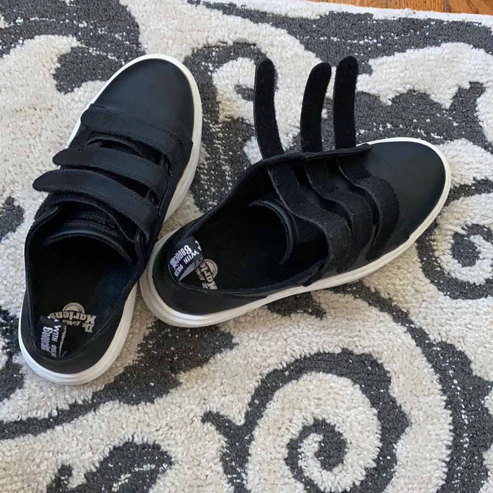 Dr martens black sneakers